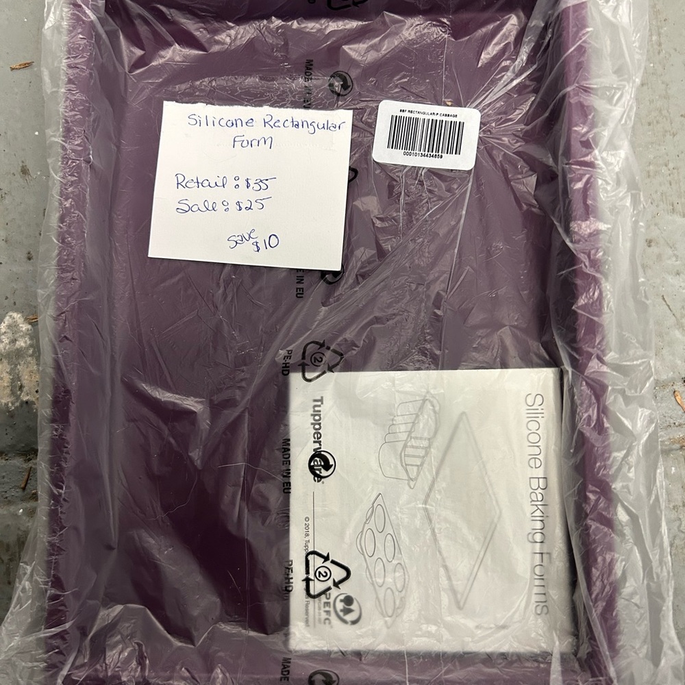 Tupperware Purple Silicone Rectangular Baking Form